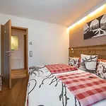 Living Schoenwies With Private Infrared And Zell Am Kaprun Summercard *