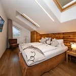 Living Schoenwies With Private Infrared And Zell Am Kaprun Summercard Апартаменты