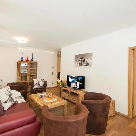 Living Schoenwies Including Zell Am See-kaprun Summercard Zell am See