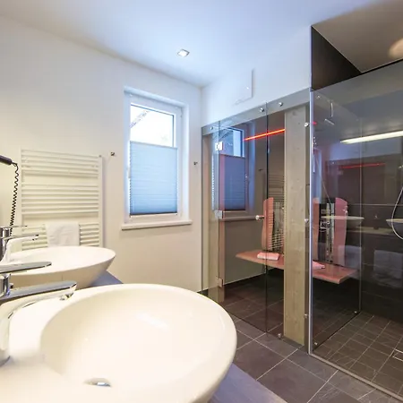 Living Schoenwies With Private Infrared And Zell Am Kaprun Summercard Apartamento Zell am See